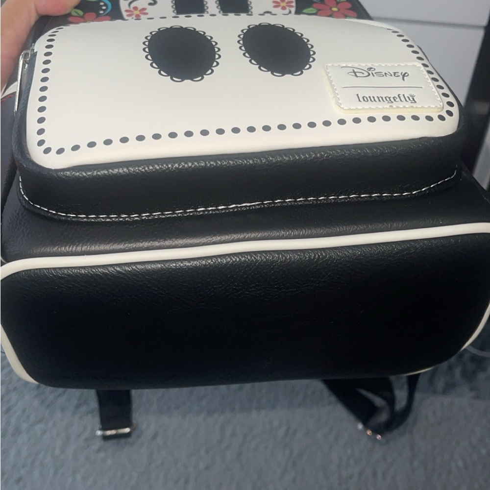 Loungefly Disney Mickey Dia De Los Muertos
Backpack - Picture 5 of 5